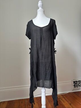 RED CORAL Black Sheer Whimsigoth Lagenlook Coverup Short Sleeve Size‎ Small